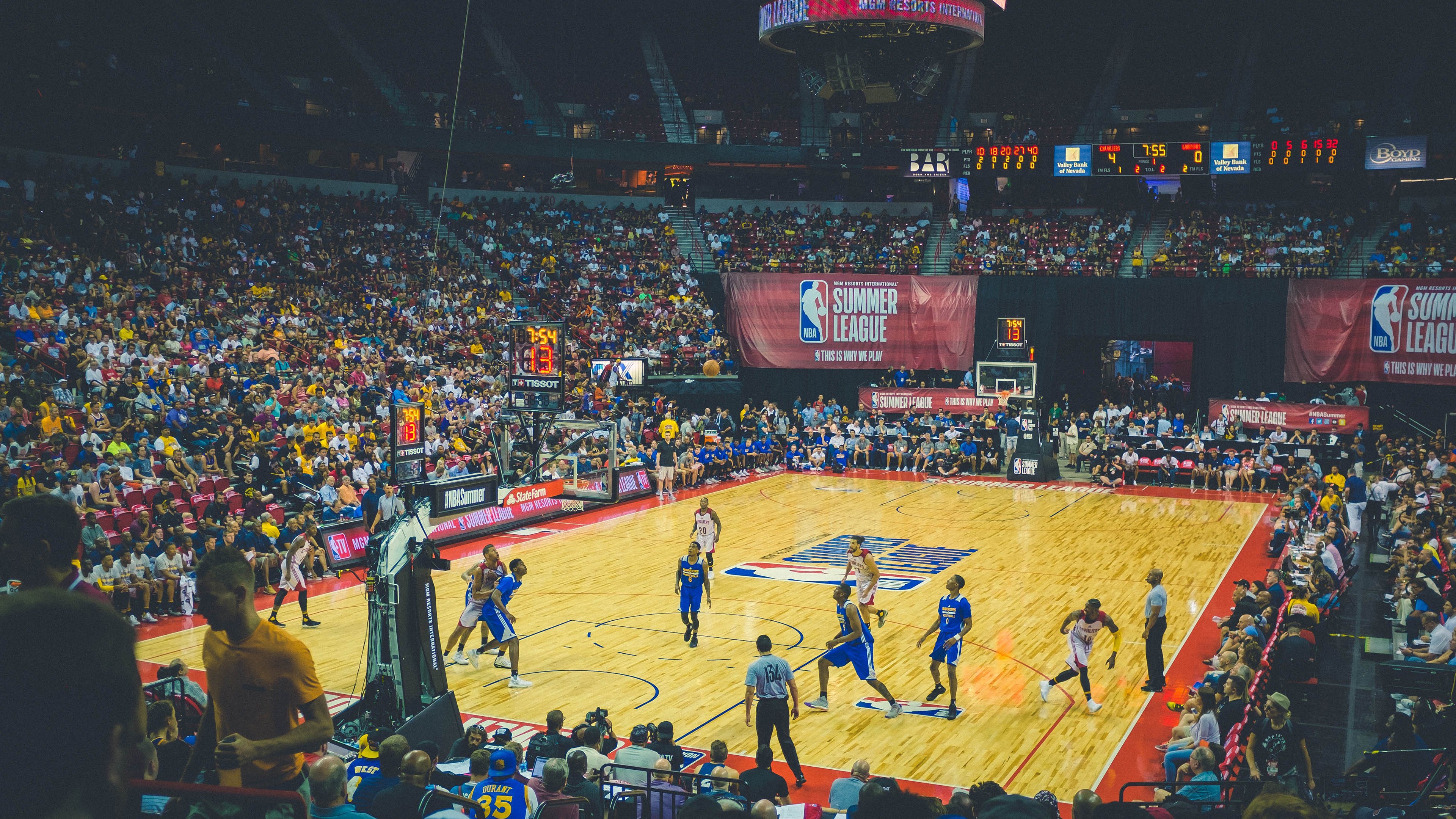 足球联赛平均上座率数据发布，上座率最高的联赛